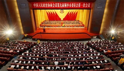 內(nèi)外兼顧，推動(dòng)實(shí)體經(jīng)濟(jì)提質(zhì)增效