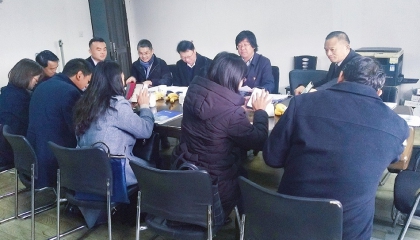 桐鄉(xiāng)市副市長(zhǎng)、鶴慶市長(zhǎng)一行蒞臨卓逸鋁業(yè)公司招商調(diào)研